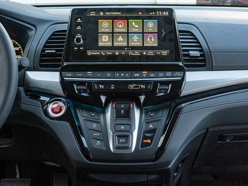 New 2026 Honda Odyssey Touring image 20