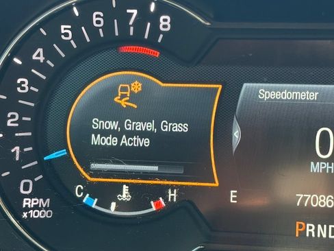 Used 2018 Ford Explorer Platinum AWD/4WD image 24