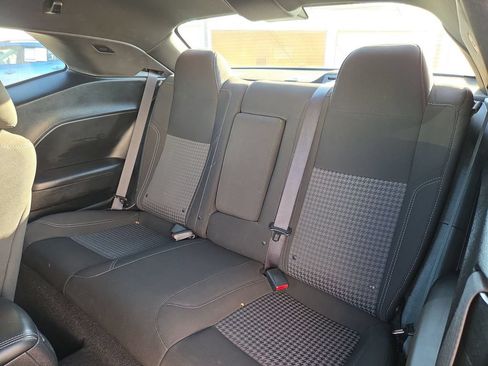 Used 2023 Dodge Challenger SXT RWD image 13