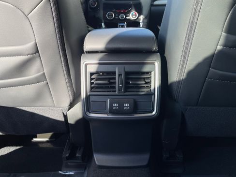 Certified 2024 Subaru Forester Limited image 23