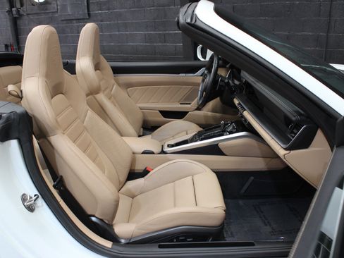 Used 2022 Porsche 911 Carrera S image 60