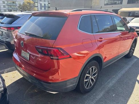 Used 2019 Volkswagen Tiguan SE FWD image 3