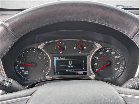 Used 2018 Chevrolet Equinox Premier FWD image 10