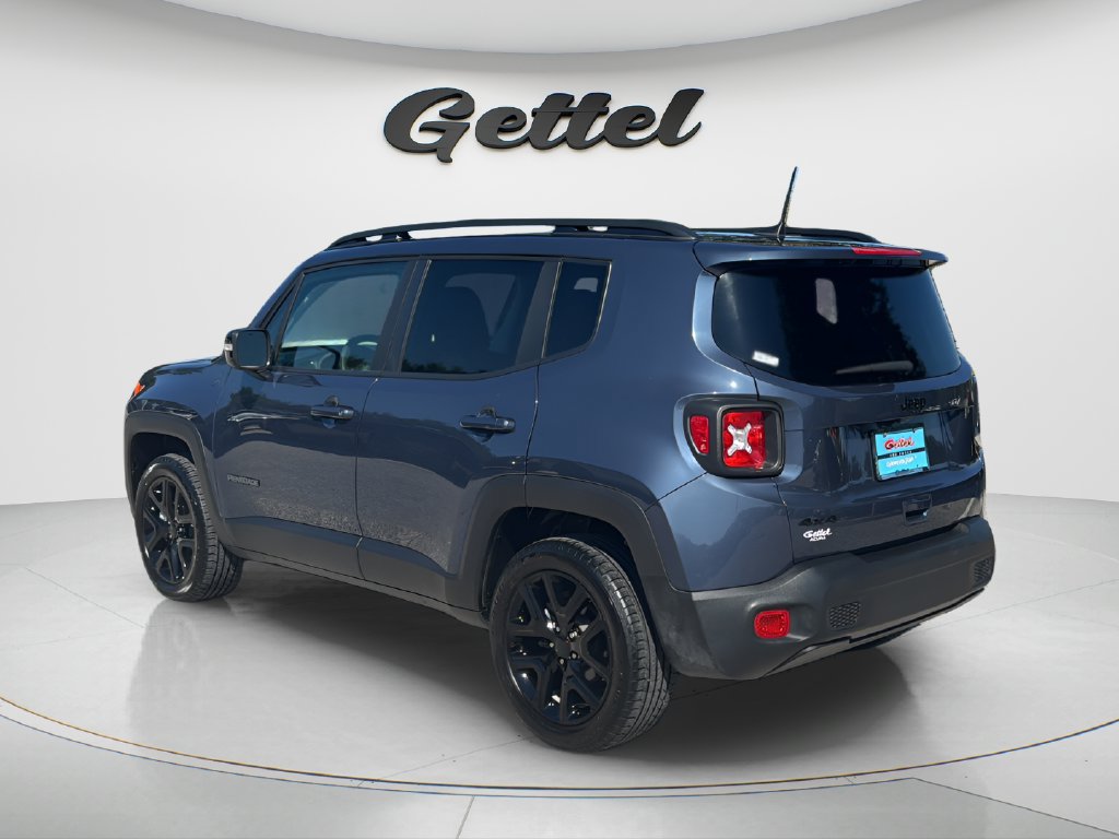 Used 2023 Jeep Renegade Altitude AWD/4WD image 7
