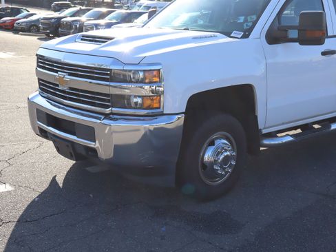 Used 2018 Chevrolet Silverado 3500 W/T w/ WT Fleet Convenience Package AWD/4WD image 7