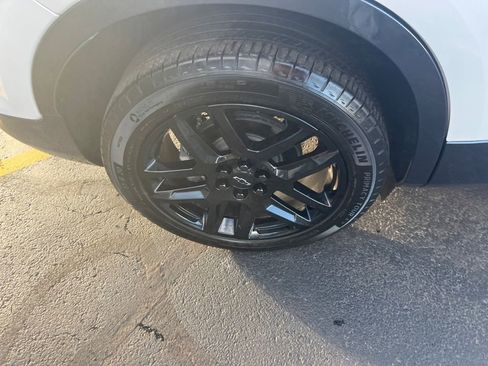 Used 2024 Chevrolet Blazer Premier w/ LPO, Black Grille Bar Package image 33