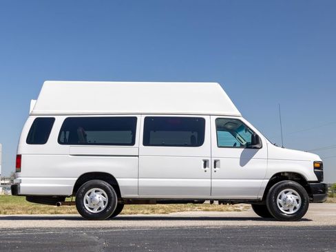 Used 2011 Ford E-350 and Econoline 350 Extended Super Duty w/ PWR Group image 8