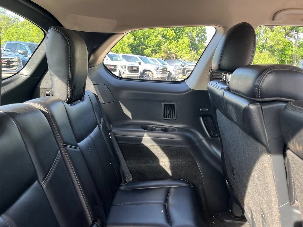 Used 2020 Nissan Pathfinder SL FWD image 32