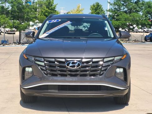 Used 2024 Hyundai Tucson SEL FWD image 2