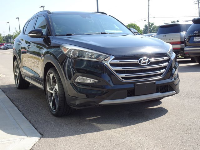 Used 2017 Hyundai Tucson Limited w/ Limited Ultimate Package 03 FWD image 6