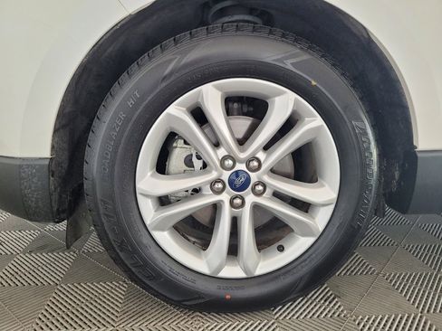 Used 2019 Ford Edge SEL w/ Equipment Group 201A FWD image 31