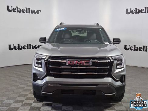 Certified 2026 GMC Terrain Elevation w/ Elevation Premium Package FWD image 3