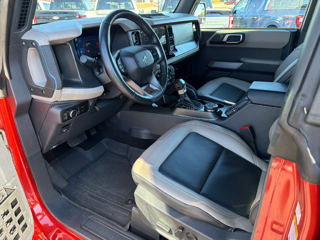 Used 2023 Ford Bronco Wildtrak AWD/4WD image 9