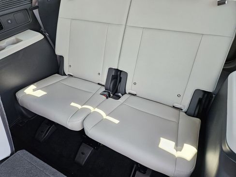 New 2026 Hyundai Santa Fe SEL FWD image 30