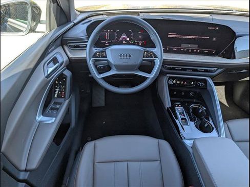 New 2025 Audi Q5 2.0T Premium Plus image 6