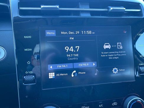 Used 2022 Hyundai Tucson SEL w/ Cargo Package image 16