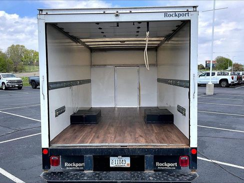 Used 2019 Ford Transit 350 156 DRW w/ Exterior Upgrade Package RWD image 20