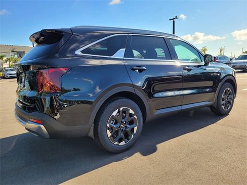 New 2025 Kia Sorento S w/ Panoramic Sunroof Package image 12