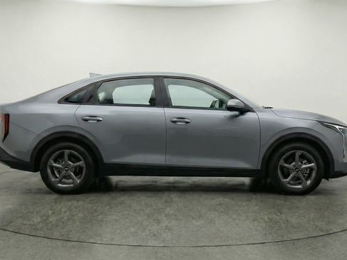 Used 2025 Kia K4 FWD image 11