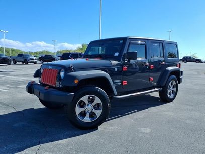 Used 2018 Jeep Wrangler Unlimited Sport w/ Connectivity Group