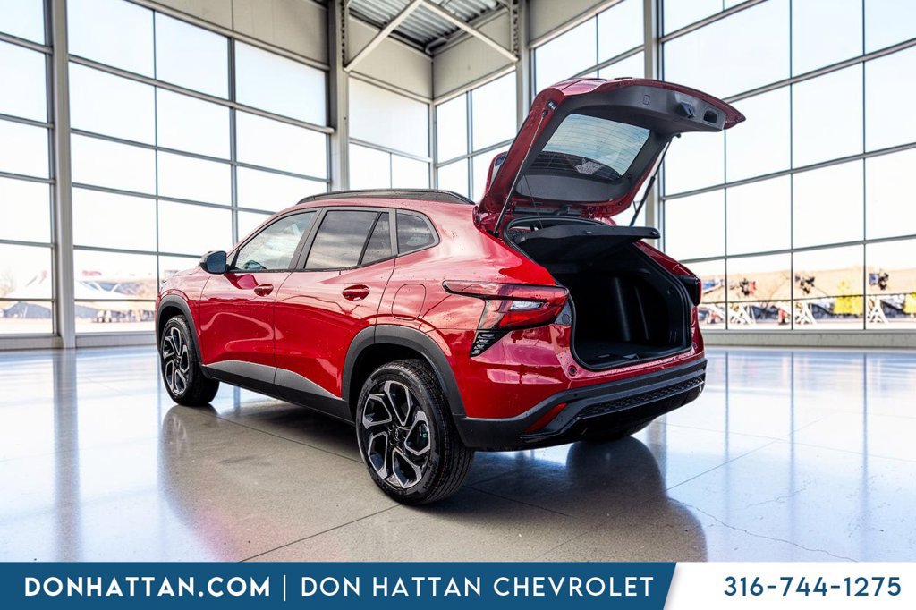 New 2026 Chevrolet Trax RS w/ Sunroof Package FWD image 30