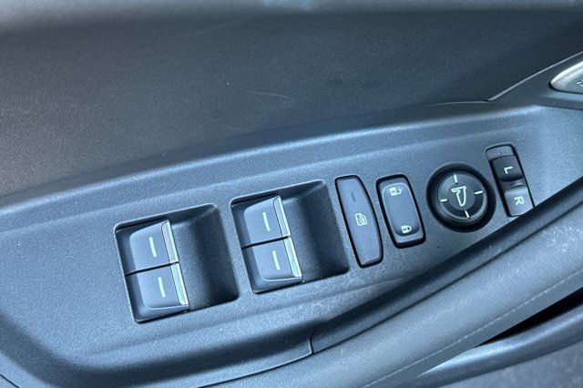Used 2025 Acura TLX w/ Technology Package FWD image 12