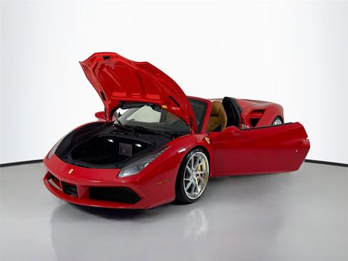 Used 2017 Ferrari 488 Spider RWD image 35