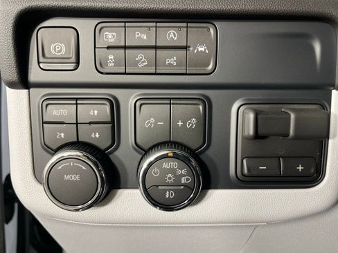 New 2026 Chevrolet Tahoe Premier w/ Sun And Tow Package image 29