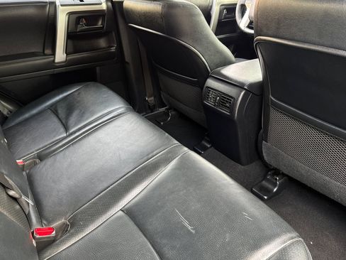 Used 2010 Toyota 4Runner Limited image 29