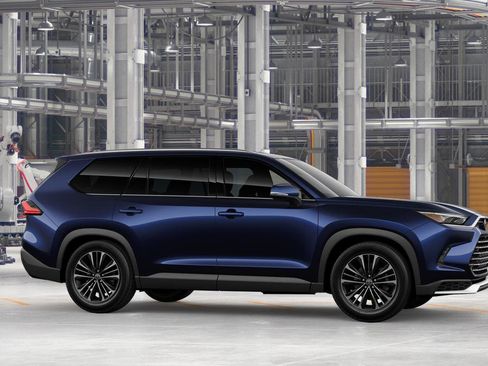New 2026 Toyota Grand Highlander AWD Hybrid image 15