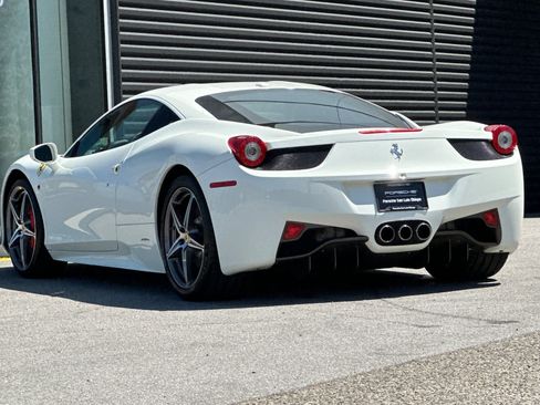 Used 2012 Ferrari 458 Italia Coupe RWD image 3