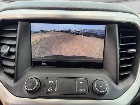 Used 2023 GMC Acadia SLT AWD/4WD image 29