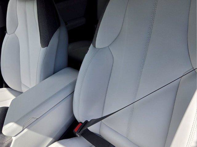 New 2027 Cadillac Optiq Luxury AWD/4WD image 15