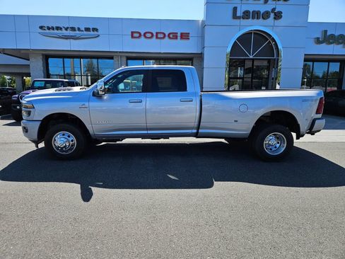 New 2026 RAM 3500 Laramie w/ Sport Appearance Package AWD/4WD image 2