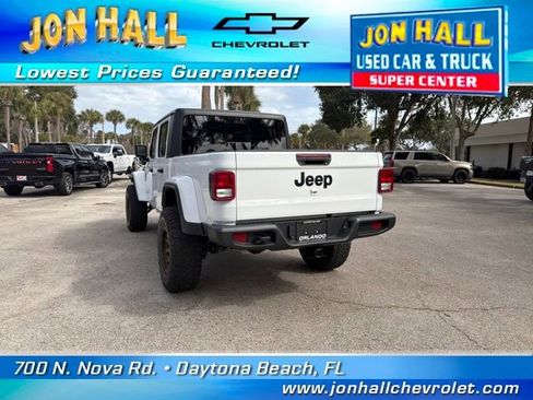 Used 2023 Jeep Gladiator Sport image 11