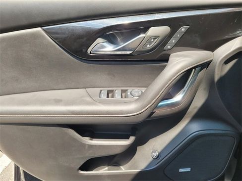 Used 2025 Chevrolet Blazer Premier w/ Driver Confidence II Package image 27