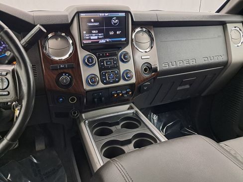 Used 2015 Ford F350 Lariat w/ Chrome Package image 18