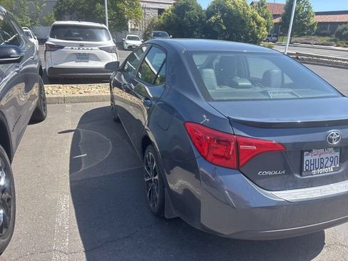 Used 2019 Toyota Corolla SE FWD image 8
