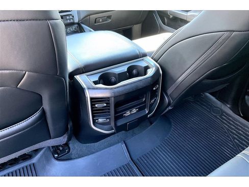 Used 2023 RAM 1500 Big Horn AWD/4WD image 33