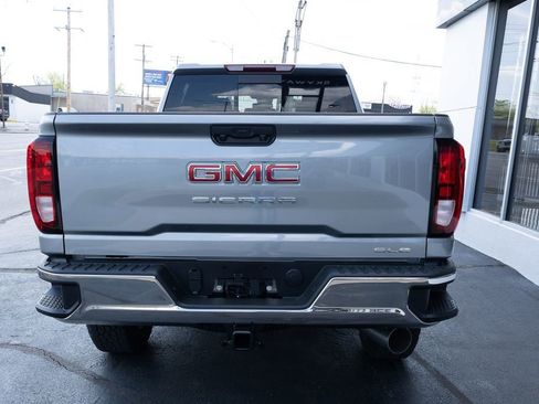 New 2026 GMC Sierra 2500 SLE w/ Preferred Package AWD/4WD image 4
