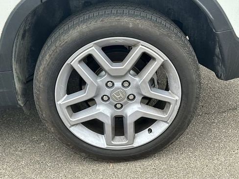 Used 2024 Honda Passport EX-L image 4