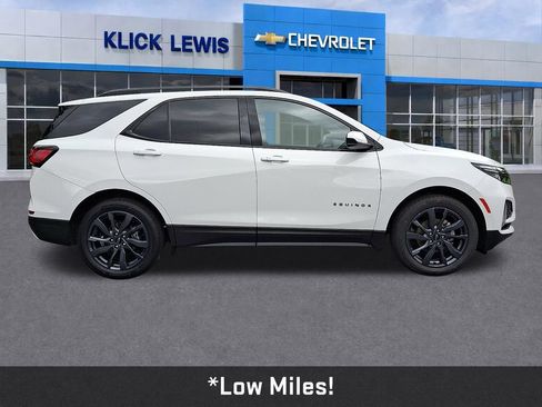 Used 2023 Chevrolet Equinox RS FWD image 9