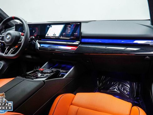 Used 2026 BMW M5 image 24