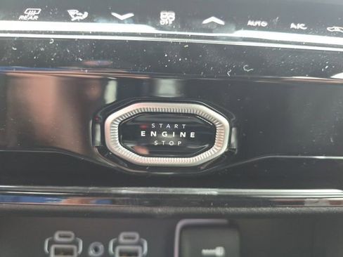 New 2026 Jeep Grand Cherokee 4WD image 16