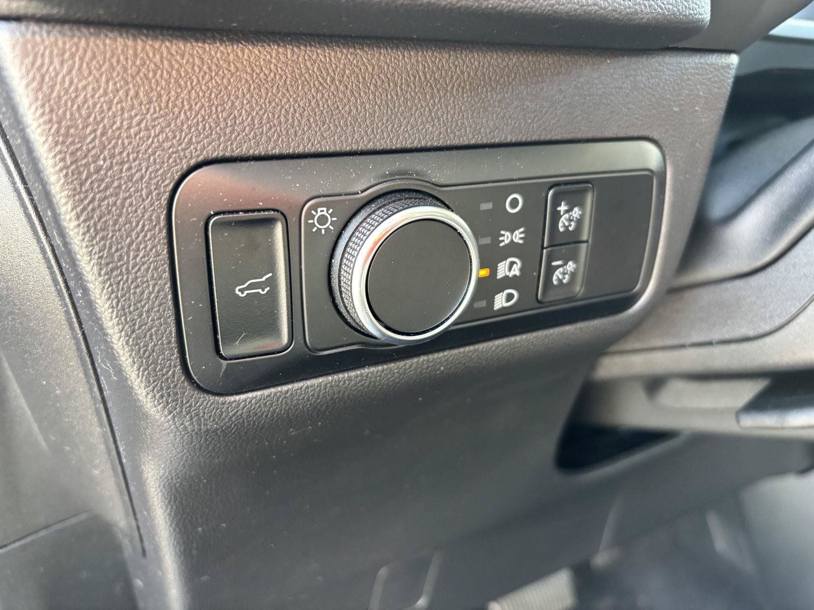 Used 2023 Ford Escape Active AWD/4WD image 18