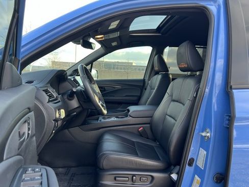 Certified 2025 Honda Passport TrailSport image 18