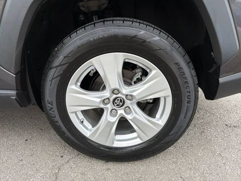 Used 2019 Toyota RAV4 XLE FWD image 31