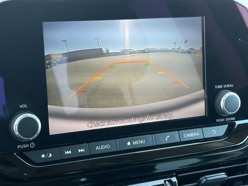 Used 2023 Nissan Pathfinder SV FWD image 19