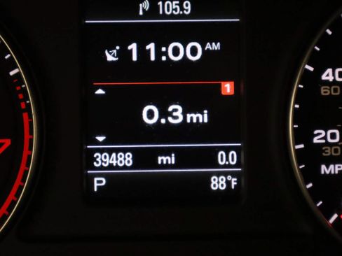 Used 2016 Audi Q3 2.0T Premium Plus w/ Technology Package FWD image 8