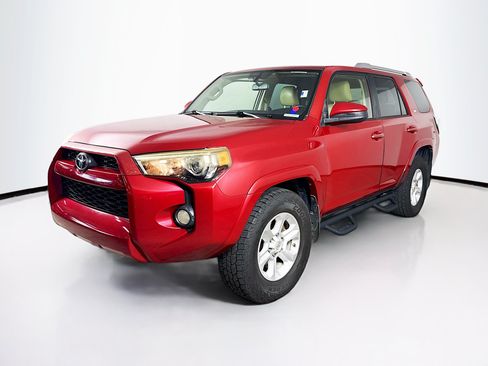 Used 2014 Toyota 4Runner SR5 RWD image 4